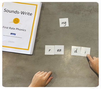 We follow the Sounds-Write program which is a very highly regarded approach worldwide.